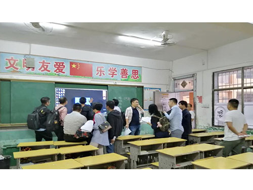 “融合、同心”—邵陽項(xiàng)目內(nèi)部驗(yàn)收暨團(tuán)建、黨支部活動(dòng)之旅